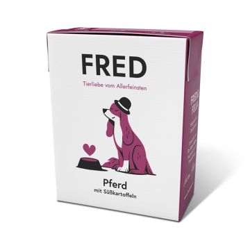 FRED Pferd mit Süßkartoffeln